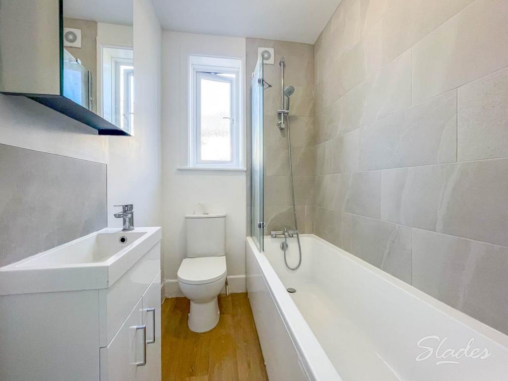 66 corhampton bathro
