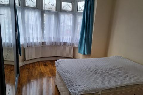 undefined, Bridgwater Drive, Westcliff-on-Sea, SS0