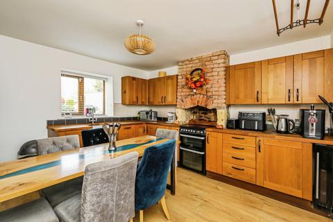 2 bedroom terraced house for sale, Hooton Lane, Sheffield S25