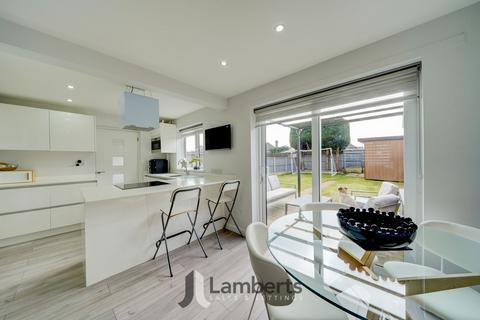 undefined, Rowland Avenue, Studley, B80