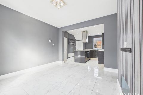 2 bedroom terraced house for sale, John Street, Consett
