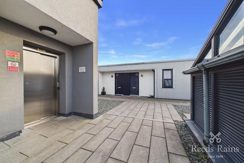 1 bedroom apartment to rent, Elisabeth Gardens, Greater Manchester SK5