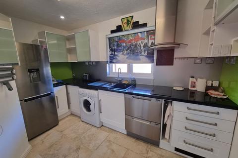 2 bedroom semi-detached bungalow for sale, Henley Close, Saxmundham, IP17 1EY