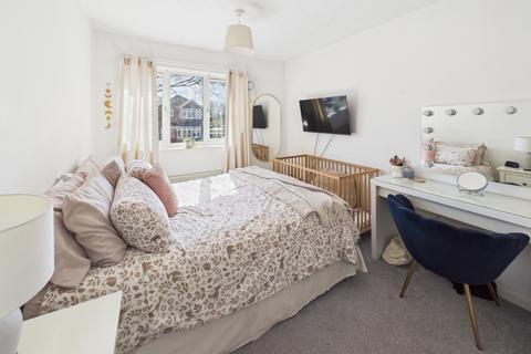 3 bedroom semi-detached house for sale, Butts Road, Sholing, Southampton