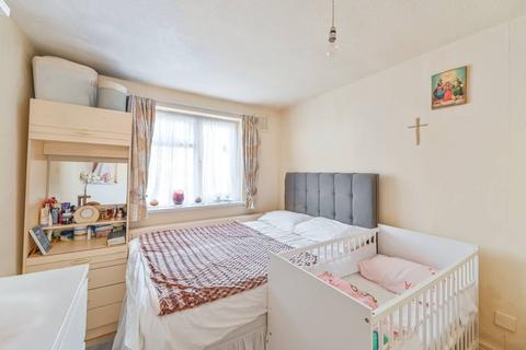 1 bedroom flat for sale, Gosterwood Street, Deptford, London, SE8