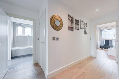 2 bedroom flat for sale, Deptford Bridge, Deptford, London, SE8