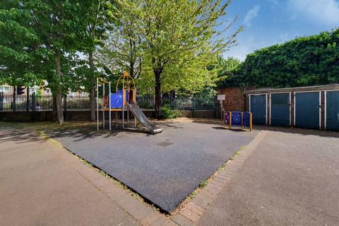 2 bedroom flat for sale, Azof Street, Greenwich, London, SE10