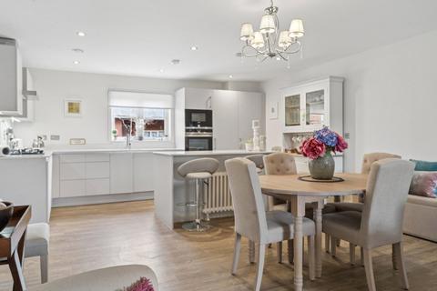 2 bedroom flat for sale, Portland Crescent, Buckinghamshire SL7