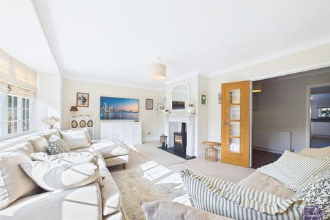 undefined, Formby, Merseyside L37