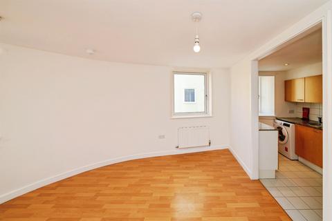 2 bedroom apartment for sale, Royal Quay, Liverpool