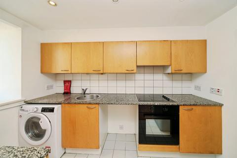 2 bedroom apartment for sale, Royal Quay, Liverpool
