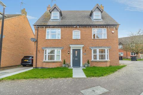 5 bedroom detached house for sale, Stonebridge Grove, Monkston Park, Milton Keynes