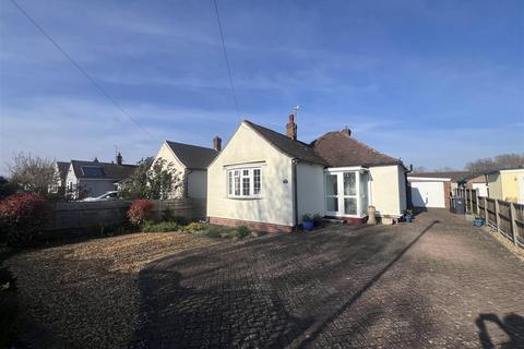 2 bedroom detached bungalow for sale, Tanhouse Lane, Malvern