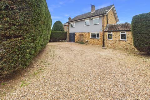 undefined, Slough Road, Datchet, Berkshire, SL3