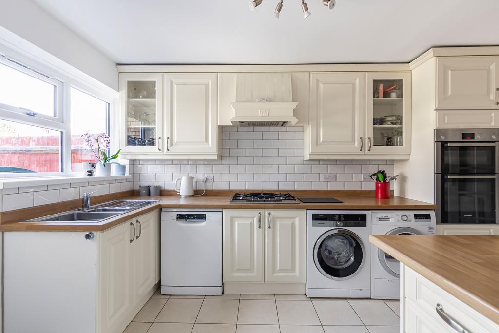 Kitchen 3