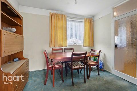 3 bedroom semi-detached house for sale, Stormount Drive, Hayes
