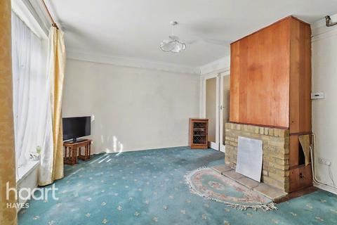 3 bedroom semi-detached house for sale, Stormount Drive, Hayes