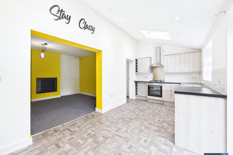 undefined, Wike Gate Grove, Thorne, Doncaster, South Yorkshire, DN8