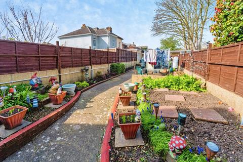 undefined, Priory Road, Southampton, Hampshire, SO17