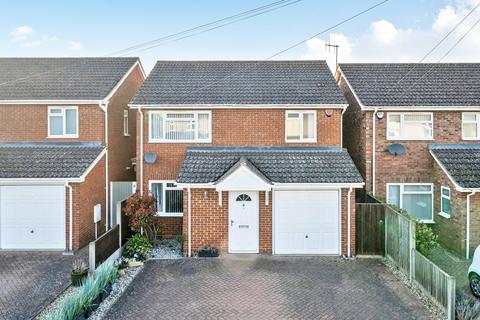 3 bedroom detached house for sale, Church Road, Stotfold, SG5