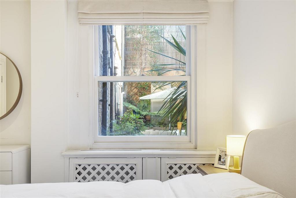 Culford Gardens5-9,Flat2-16.jpg