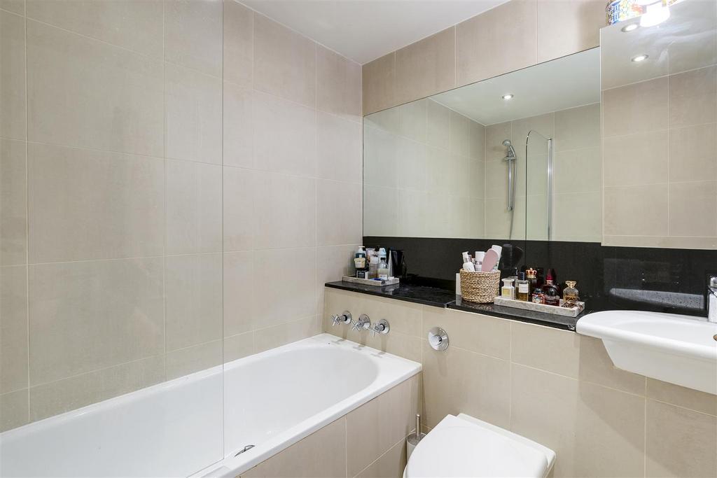 Culford Gardens5-9,Flat2-15.jpg