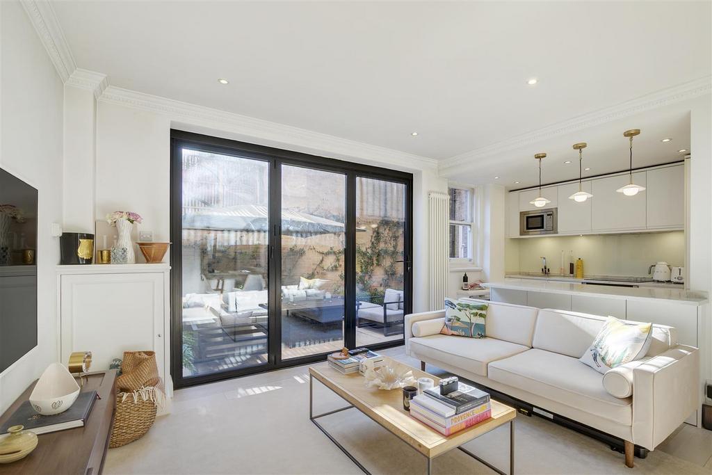 Culford Gardens5-9,Flat2-9.jpg