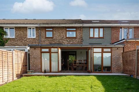 undefined, Sparrowsmead, Redhill