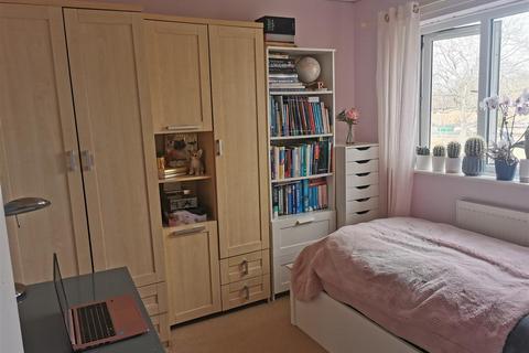 undefined, Rowle Close, Milton Keynes MK14