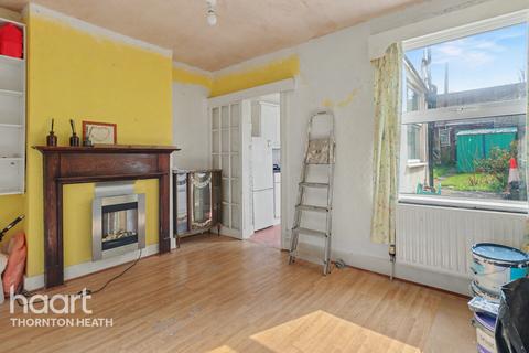 2 bedroom terraced house for sale, Northwood Road, Thornton Heath