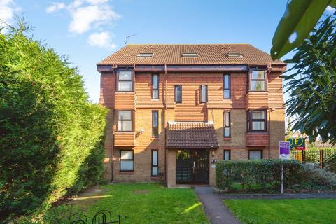 Coopers Close, London, E1