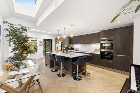 5 bedroom terraced house for sale, Rowfant Road, London, SW17