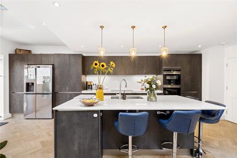 5 bedroom terraced house for sale, Rowfant Road, London, SW17