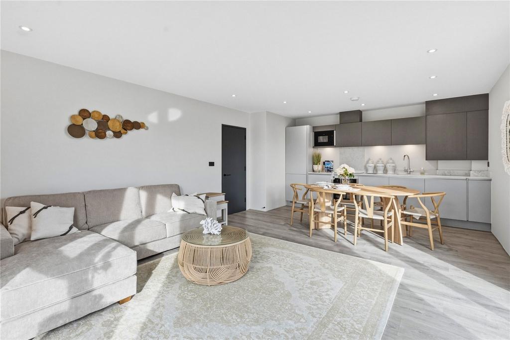 Plot 1 Living