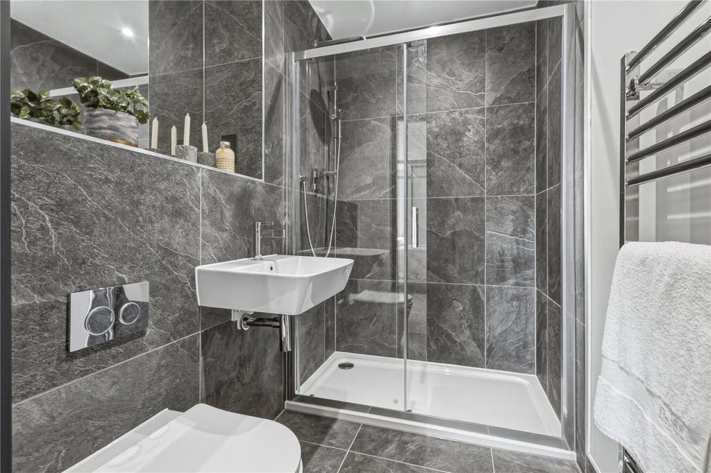 Plot 1 Ensuite