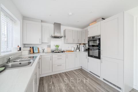 undefined, Ostrich Close, Wherstead, IP2