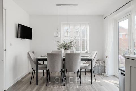 undefined, Ostrich Close, Wherstead, IP2