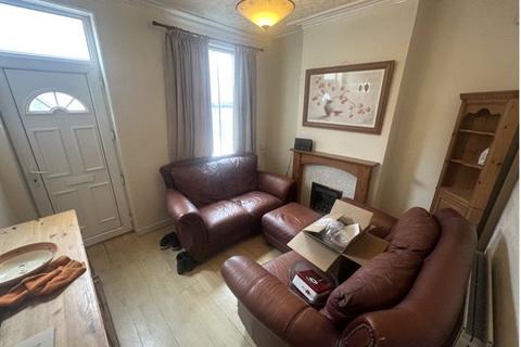 2 bedroom house to rent, Warren Street, Derby, DE24