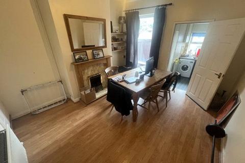 2 bedroom house to rent, Warren Street, Derby, DE24