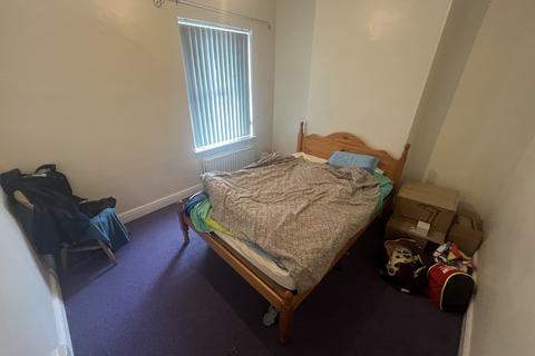 2 bedroom house to rent, Warren Street, Derby, DE24
