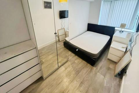1 bedroom in a house share to rent, Wensleydale, Luton, Bedfordshire, LU2