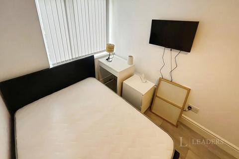 1 bedroom in a house share to rent, Wensleydale, Luton, Bedfordshire, LU2