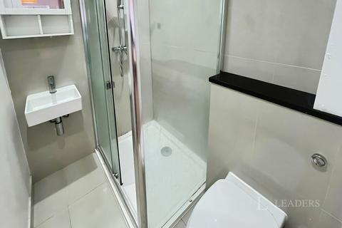 1 bedroom in a house share to rent, Wensleydale, Luton, Bedfordshire, LU2