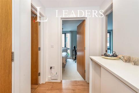 2 bedroom flat to rent, Nobel House, 4 Queensway, RH1