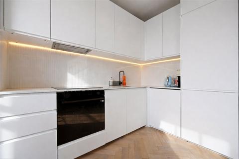 1 bedroom apartment for sale, Cruikshank Street, London, WC1X
