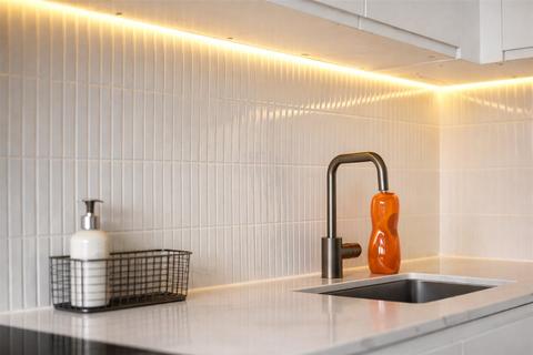 1 bedroom apartment for sale, Cruikshank Street, London, WC1X