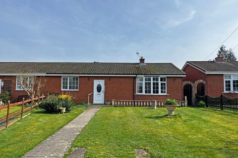 3 bedroom semi-detached bungalow for sale, The Crescent, Brockworth, GL3