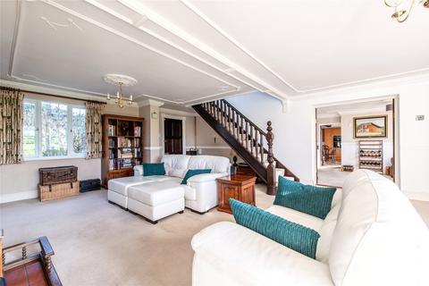 6 bedroom detached house for sale, Stoke Road, Allhallows, Rochester, Kent, ME3