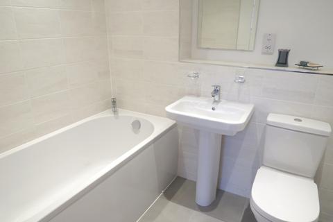 2 bedroom apartment to rent, Victoria Gardens, Leeds