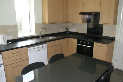 5 bedroom semi-detached house for sale, Crombie Avenue, Burtonstone Lane, York